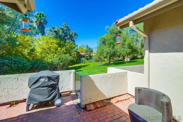 17832 Avenida Cordillera, San Diego CA: https://media.crmls.org/mediaz/e7480387-5b78-48c9-8f66-e74b9f3d108c.jpg