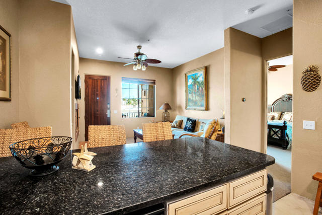 Image 15 of 35 For 50700 Santa Rosa Plaza  5