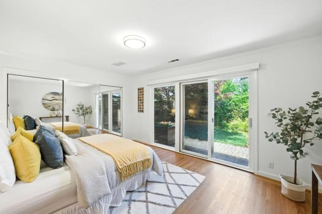 641 10th Avenue, Menlo Park CA: https://media.crmls.org/mediaz/e749595e-10d7-4739-b9f9-05adad66ddf7.jpg