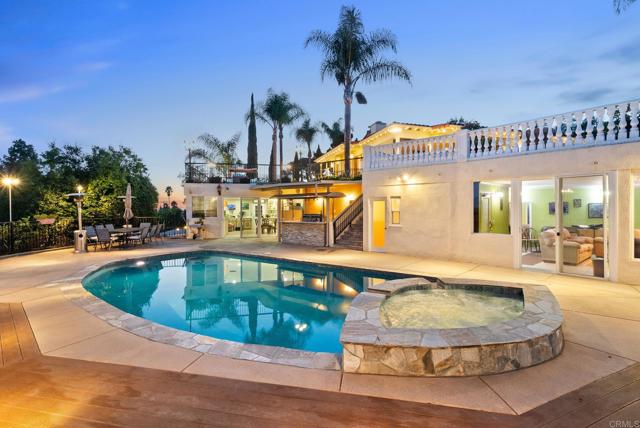 Detail Gallery Image 12 of 75 For 10310 Fuerte Dr, La Mesa,  CA 91941 - 7 Beds | 7/1 Baths