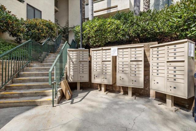Detail Gallery Image 27 of 31 For 5885 El Cajon Bld #204,  San Diego,  CA 92115 - 2 Beds | 2 Baths