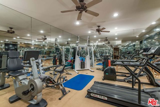 Image 14 of 26 For 1006 Rexford Drive