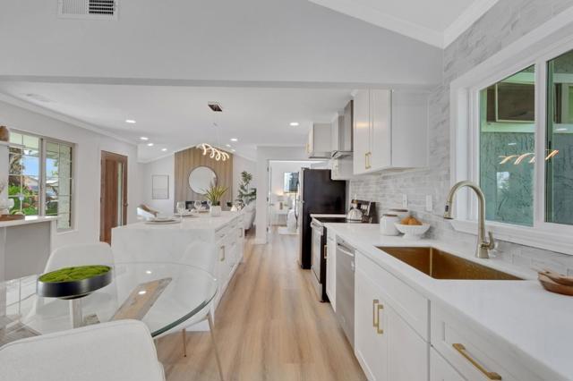 5194 Running Bear Drive, San Jose CA: https://media.crmls.org/mediaz/e74a256a-aecf-4c4b-a166-58b27e491589.jpg