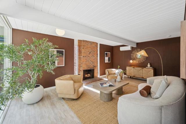 822 Dartshire Way, Sunnyvale CA: https://media.crmls.org/mediaz/e74a6ea8-c086-484c-87a3-e4d0a7a98f84.jpg