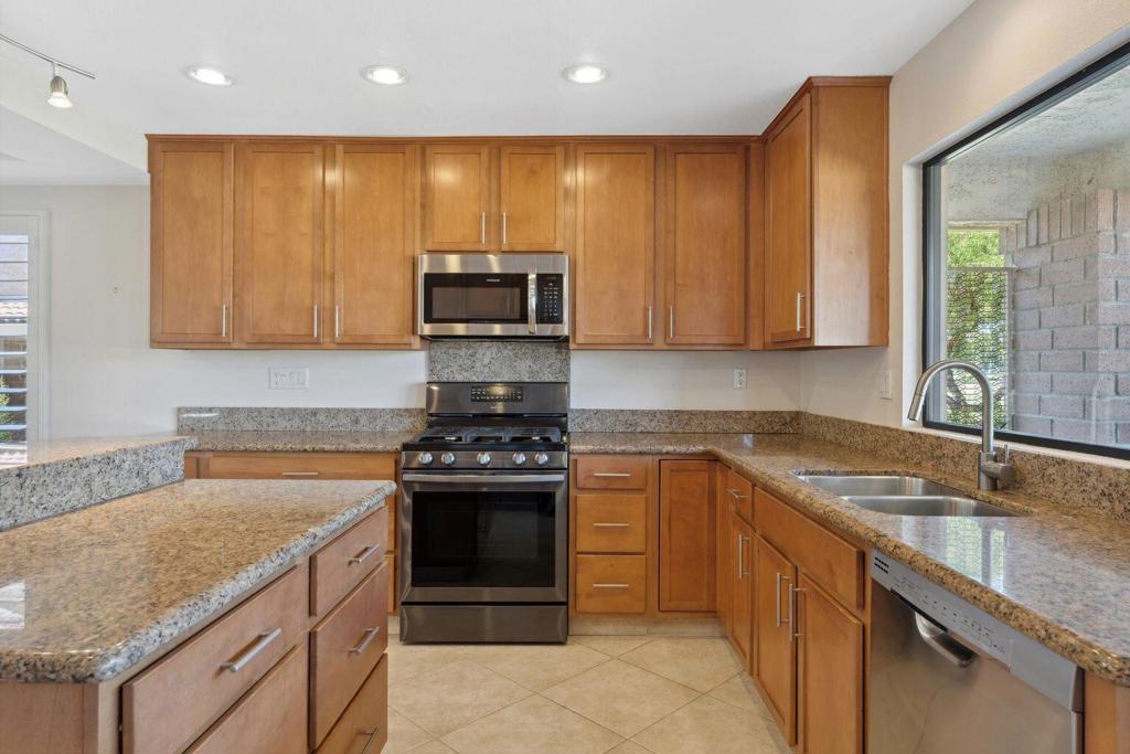 MLS #219138190DA image #11