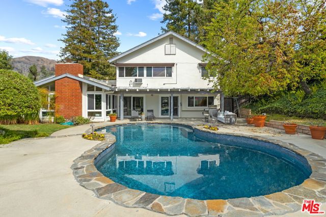 Drew Fenton | 2501 La Condesa Drive Los Angeles CA | MLS: 7163436