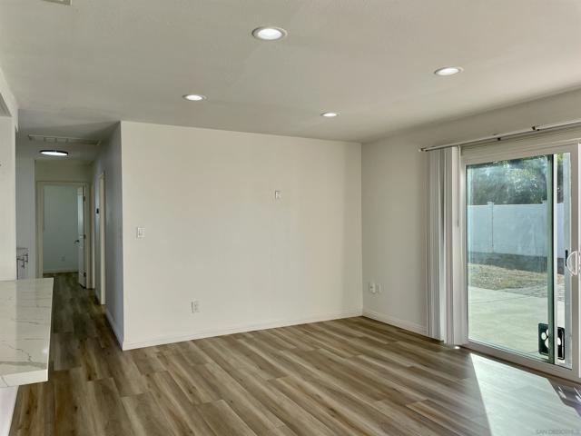 4106 Dellwood St, San Diego CA: https://media.crmls.org/mediaz/e74b8bf9-06ea-4ebd-9194-3715b7df3ffb.jpg
