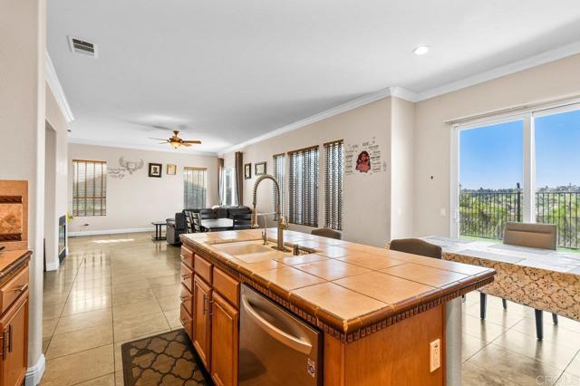 Detail Gallery Image 14 of 38 For 418 Corte Calypso, Chula Vista,  CA 91914 - 4 Beds | 2/1 Baths