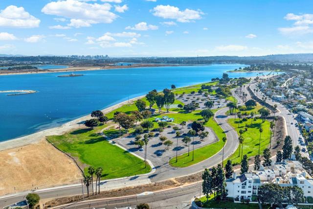 3736 Promontory St, San Diego CA: https://media.crmls.org/mediaz/e74c8292-023f-46e1-9020-20d67ff7335f.jpg