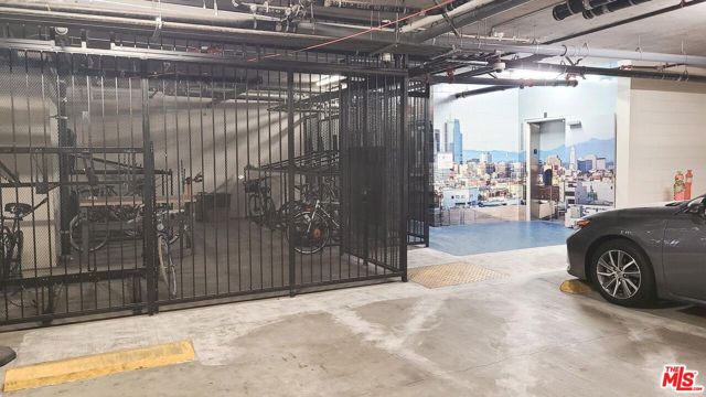 436 S Virgil Avenue, Los Angeles CA: https://media.crmls.org/mediaz/e74e9e7e-09e7-4822-8b66-18f3c44d0c6e.jpg