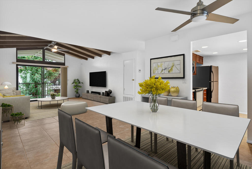 1050 E Ramon Road #127