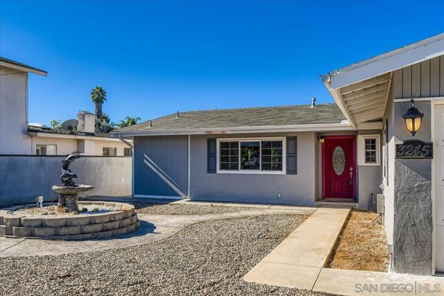 3245 Valley Street, Carlsbad CA: https://media.crmls.org/mediaz/e74f0e8b-6a93-4f2d-9994-b743fd9163b9.jpg