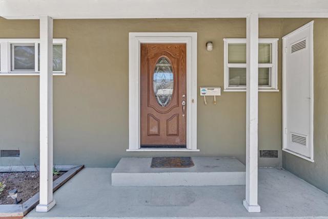 1638 Tyler Park Way, Mountain View CA: https://media.crmls.org/mediaz/e74fa004-b7c2-4445-b99e-be1c1032ac07.jpg