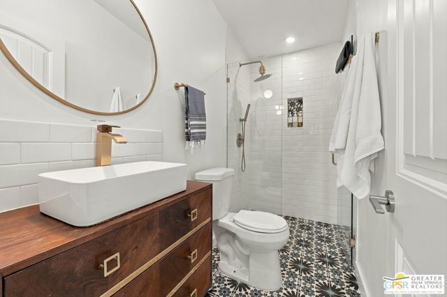 963 S Paseo Caroleta, Palm Springs, CA 92264