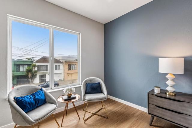 17221724 48th Avenue, San Francisco CA: https://media.crmls.org/mediaz/e75015f8-2d42-4718-8ad3-50711d266748.jpg