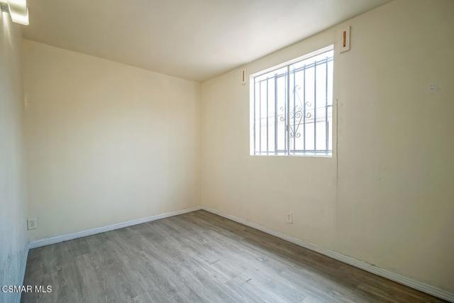 1520 W 107th Street, Los Angeles CA: https://media.crmls.org/mediaz/e75180af-2192-466c-b76f-b565d862362b.jpg
