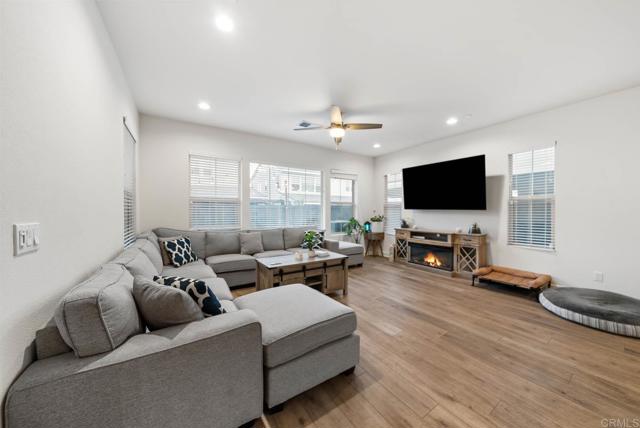 Front Image Thumbnail for CRPTP2506831