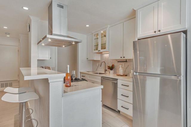 633 Highland Avenue, San Mateo CA: https://media.crmls.org/mediaz/e754fd88-2828-4b44-9386-d206517179db.jpg