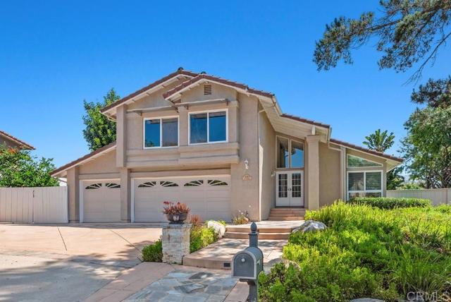 Detail Gallery Image 2 of 53 For 14040 Old Station Road, San Diego,  CA 92064 - 4 Beds | 2/1 Baths