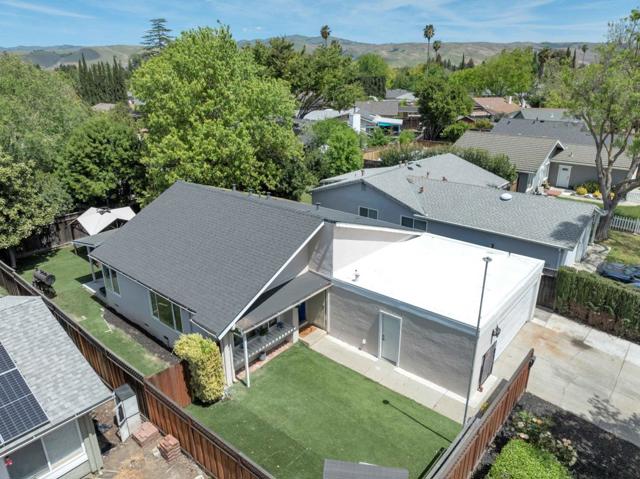 265 Arbor Valley Drive, San Jose CA: https://media.crmls.org/mediaz/e75925c4-caea-46dd-9172-e5ff31ba57e2.jpg