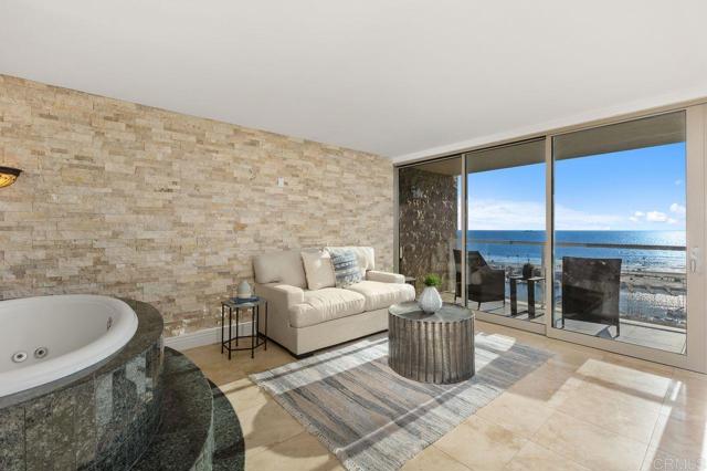 Detail Gallery Image 17 of 48 For 1200 Harbor 15b,  Oceanside,  CA 92054 - 2 Beds | 2 Baths