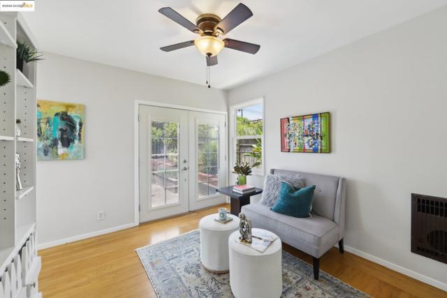 332 El Camino Real, Vallejo CA: https://media.crmls.org/mediaz/e75a53f5-6db5-4800-9679-744433c549d2.jpg