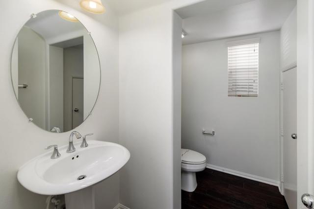 3428 Filoli Circle, Carlsbad CA: https://media.crmls.org/mediaz/e75aa5c8-9be4-41d1-93ed-4e78dd279e10.jpg