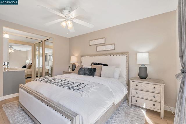 4 Mt Wilson Way, Clayton CA: https://media.crmls.org/mediaz/e75c48b9-1596-42c7-bdc0-6c14c10b55d9.jpg