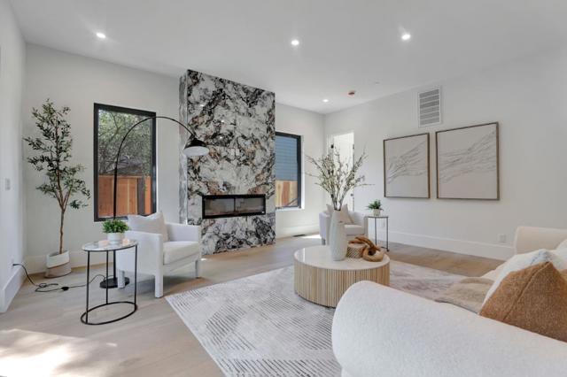 546 9th Avenue, Menlo Park CA: https://media.crmls.org/mediaz/e75e0866-5d0c-4398-a14a-de2d37226e01.jpg