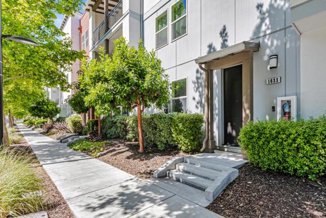 1633 Centre Pointe Drive, Milpitas CA: https://media.crmls.org/mediaz/e75f4289-6264-4574-86e0-83f4a42835b8.jpg