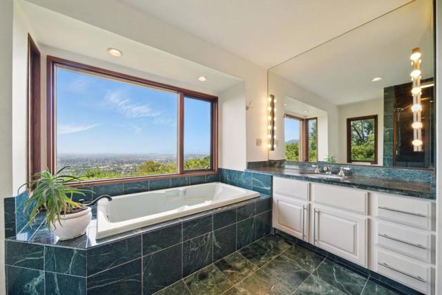 16190 Maya Way, Los Gatos CA: https://media.crmls.org/mediaz/e75faa72-a138-47c2-bd50-fe74519b8df3.jpg