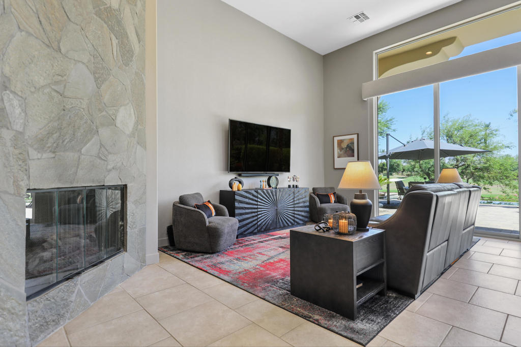 MLS #219136564DA image #16