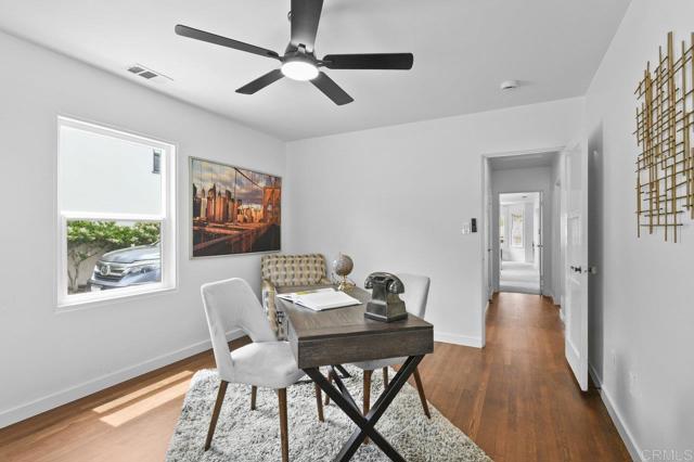 4055 Bernice Drive, San Diego CA: https://media.crmls.org/mediaz/e761260a-fbf7-425f-ae5b-59ff78402a4a.jpg