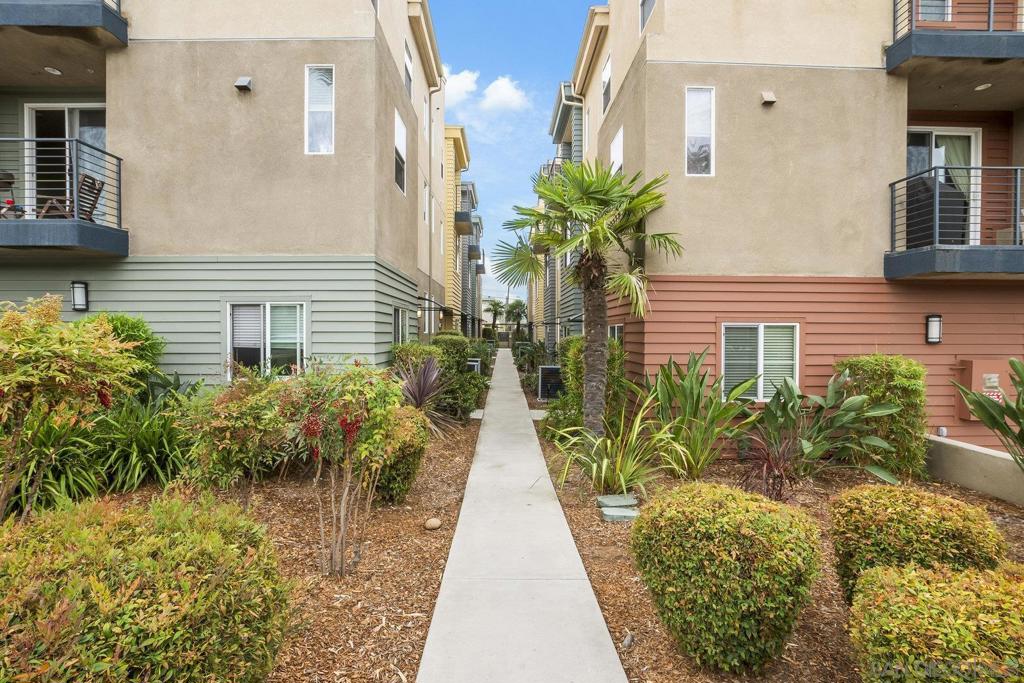 4541 Rainier - photo 7