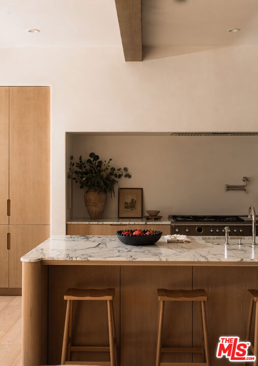 4200 Marina Drive, Santa Barbara CA: https://media.crmls.org/mediaz/e763932e-7063-4df6-803e-11bbfbf40fe9.jpg