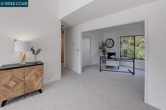 3244 Terra Granada Dr, Walnut Creek CA: https://media.crmls.org/mediaz/e7640019-6d5d-4a95-8119-b1601fb8df71.jpg