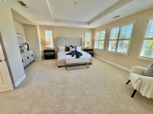752 Barleta Ln, Livermore CA: https://media.crmls.org/mediaz/e7640818-7c66-4f37-9a8e-cc8d06f70253.jpg