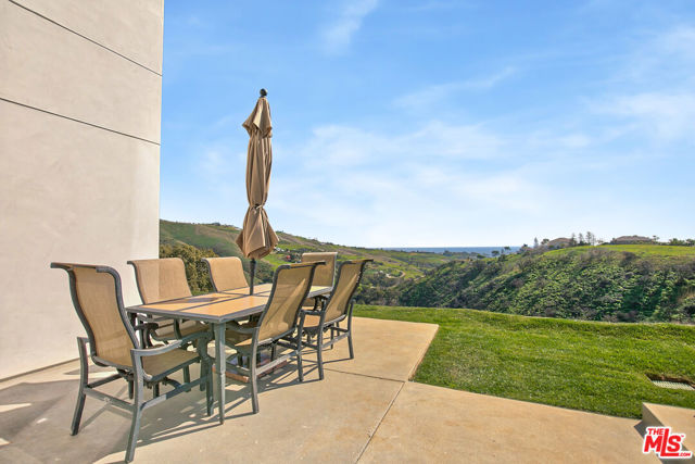 Drew Fenton | 28405 Via Acero Street Malibu CA | MLS: 7236869