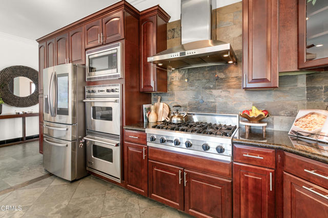 10240 Principe Place, Santa Rosa CA: https://media.crmls.org/mediaz/e766e59a-d7a1-408e-923f-68a2c7ac0aed.jpg