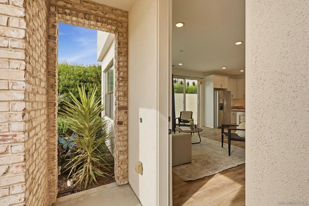 13068 Olympus - photo 4