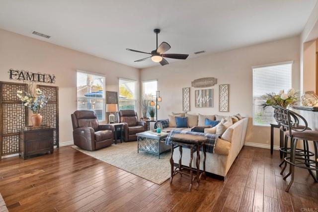 2682 Dundee Glen, Escondido CA: https://media.crmls.org/mediaz/e767f856-6478-4838-ac65-643450f86e1b.jpg