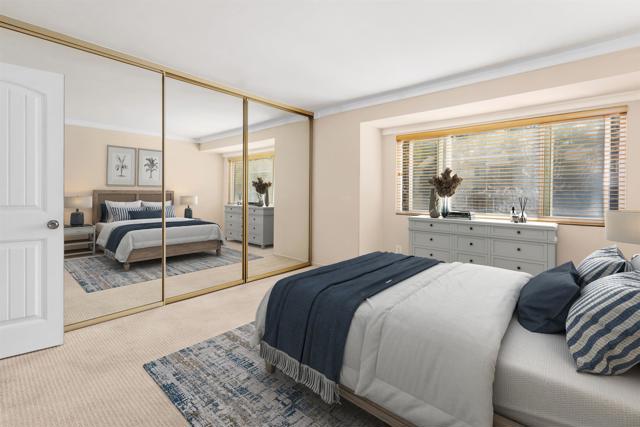 8561 Villa La Jolla Dr, La Jolla CA: https://media.crmls.org/mediaz/e7693ec4-50e0-4944-8c4a-d76bf9dd0873.jpg