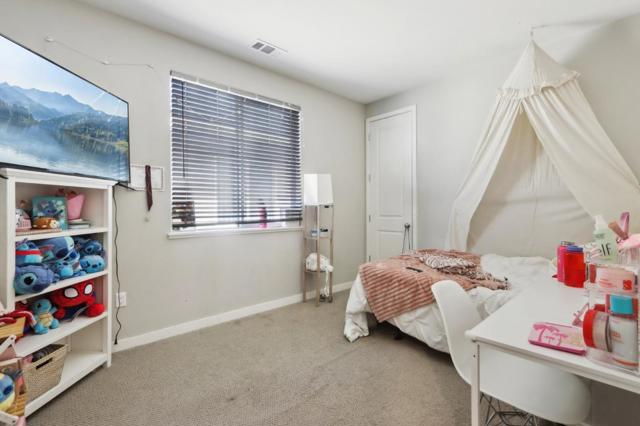 545 Shearwater Street, Hollister CA: https://media.crmls.org/mediaz/e769b1e8-e4b5-443c-ada5-3d2055936428.jpg