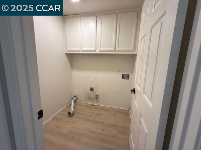 528 Dohrmann Ln, Pinole CA: https://media.crmls.org/mediaz/e76ba935-2319-4c93-ab7c-4ebe614acc23.jpg