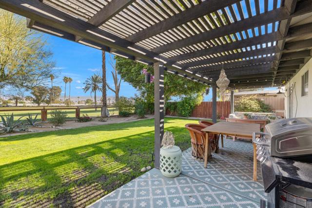 77590 California Drive, Palm Desert CA: https://media.crmls.org/mediaz/e76c7771-7a3a-4e39-8a5f-1f775eb98167.jpg