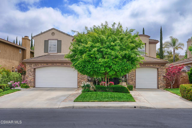 4566 Bluewood Court, Moorpark CA: https://media.crmls.org/mediaz/e76cd715-2415-4e7c-9f55-93795961effb.jpg