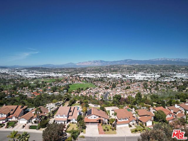 1995 Peaceful Hills Rd, Diamond Bar CA: https://media.crmls.org/mediaz/e76d0cb2-5342-4054-b8c2-625504a487e5.jpg