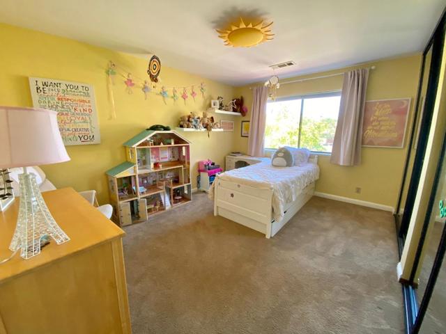1119 Royal Lane, San Carlos CA: https://media.crmls.org/mediaz/e76d61d1-837c-445b-a175-ddf9ad44c1dc.jpg