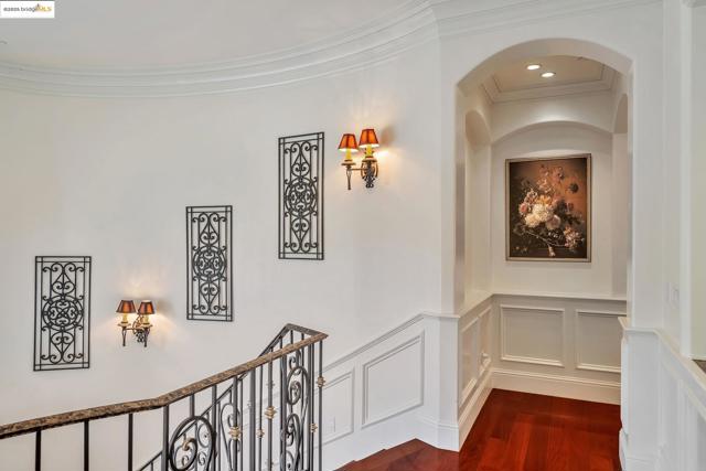1853 Via Di Salerno, Pleasanton CA: https://media.crmls.org/mediaz/e76e1987-61c0-4e0e-b1dc-46c3b7fe3d69.jpg