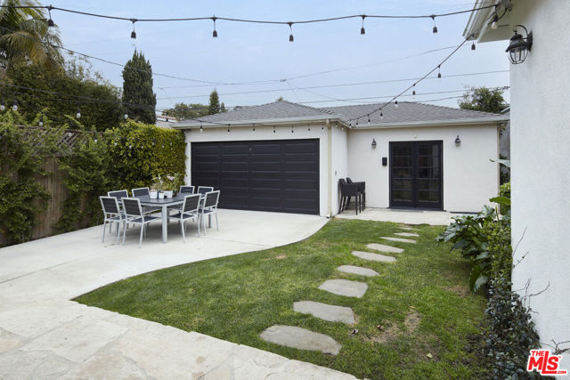 1926 Greenfield Avenue, Los Angeles CA: https://media.crmls.org/mediaz/e770b2f4-d126-4218-8b77-cbe16228018d.jpg